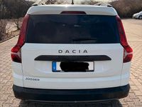 Gebraucht Dacia Jogger Extreme 101 PS (74 kW) 2022 Weiß Van / Kleinbus