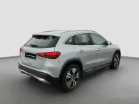 Gebraucht Mercedes GLA200 Progressive 163 PS (119 kW) 2025 Silber SUV