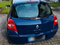 Używany Renault Clio III 75 KM (55 kW) 2008 Niebieski Hatchback