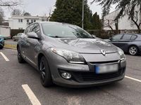 Gebraucht Renault Mégane GrandTour Dynamique 110 PS (80 kW) 2013 Grau Kombi