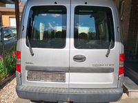 Second-hand Opel Combo 75 CP (55 kW) 2003 Argintiu Monovolum