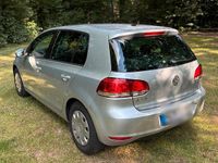 Gebraucht VW Golf VI 80 PS (58 kW) 2009 Silber Kleinwagen