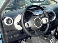 Gebraucht Renault Twingo LIMITED 73 PS (53 kW) 2020 Grün Kleinwagen