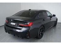 Gebraucht BMW 330 286 PS (210 kW) 2024 Black sapphire metallic (schwarz (metallic) Limousine