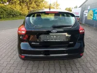 Gebraucht Ford Focus Trend 125 PS (91 kW) 2017 Schwarz Limousine