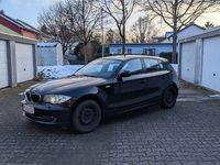 Gebraucht BMW 118 143 PS (105 kW) 2011 Schwarz Kleinwagen