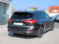 Gebraucht Ford Focus ST-Line X 150 PS (110 kW) 2021 Grau Limousine