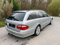 Gebraucht Mercedes E320 224 PS (164 kW) 2003 Silber Kombi