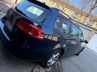 Gebraucht VW Passat 120 PS (88 kW) 2012 Schwarz Kombi