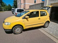 Gebraucht VW Fox 54 PS (39 kW) 2006 Gelb Kleinwagen