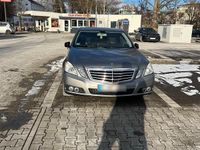 Gebraucht Mercedes E200 184 PS (135 kW) 2010 Silber Limousine