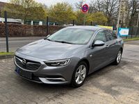 Gebraucht Opel Insignia 140 PS (102 kW) 2017 Grau Kombi