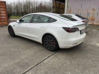 Gebraucht Tesla Model 3 377 kW (513 PS) 2019 Weiß Limousine
