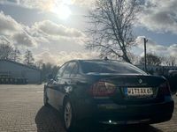 gebraucht BMW 320 E90 d schwarz - beige Volledersitze