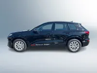 Gebraucht Audi Q6 e-tron Ambiente 284 kW (387 PS) 2025 Mythosschwarz metallic SUV