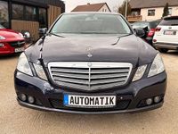 Gebraucht Mercedes E220 170 PS (125 kW) 2010 Blau Limousine
