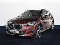 Gebraucht BMW 220 Active Tourer 170 PS (125 kW) 2025 Rot Van / Kleinbus