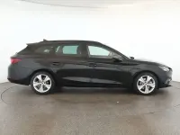 Gebraucht Seat Leon FR 150 PS (110 kW) 2024 Midnight schwarz Limousine