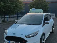 Gebraucht Ford Focus ST 250 PS (183 kW) 2017 Weiß Limousine