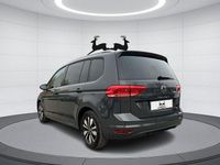Gebraucht VW Touran Comfortline 150 PS (110 kW) 2024 Grau Van / Kleinbus
