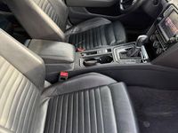Gebraucht VW Passat Highline 239 PS (175 kW) 2015 Blau Kombi