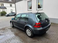 Gebraucht VW Golf IV 105 PS (77 kW) 2001 Grau Kleinwagen