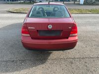 Second-hand VW Bora 101 CP (74 kW) 2000 Roșu Berlinǎ