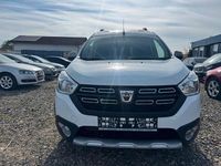 Gebraucht Dacia Dokker Stepway 95 PS (69 kW) 2019 Weiß Van / Kleinbus