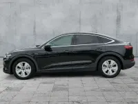 Gebraucht Audi e-tron S-Line 300 kW (408 PS) 2022 Mythosschwarz metallic SUV