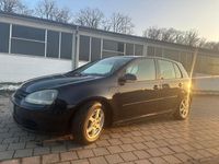 Gebraucht VW Golf V 90 PS (66 kW) 2004 Schwarz Kleinwagen