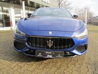 Gebraucht Maserati Ghibli 349 PS (256 kW) 2022 Blau Limousine