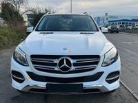 gebraucht Mercedes GLE350 d 4MATIC Pano AHK Comand Keyles Go LED