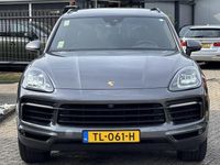 Gebraucht Porsche Cayenne 341 PS (250 kW) 2018 Grau SUV