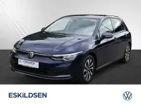 Brugt VW Golf VIII Active 110 HK (80 kW) 2021 Blå Sedan