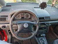 Gebraucht VW Sharan 204 PS (150 kW) 2004 Rot Van / Kleinbus