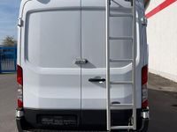 Gebraucht Ford Transit 131 PS (96 kW) 2018 Weiß Van / Kleinbus
