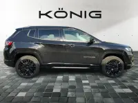 Gebraucht Jeep Compass 131 PS (96 kW) 2024 Schwarz SUV