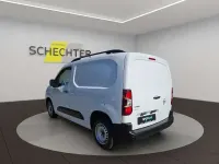 Gebraucht Opel Combo Edition 102 PS (75 kW) 2022 Jade weiß Van / Kleinbus