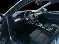 Gebraucht VW Passat 200 PS (147 kW) 2021 Silber Kombi