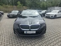 Gebraucht BMW 520 M Sport 190 PS (139 kW) 2025 Schwarz Kombi