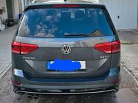 gebraucht VW Touran 2.0 TDI R-Line 140kW DSG Highline AHK