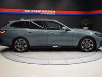 Gebraucht BMW 520 M Sport 197 PS (144 kW) 2024 Grün Kombi
