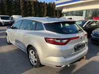 Gebraucht Renault Mégane IV Intens 131 PS (96 kW) 2017 Silber Limousine