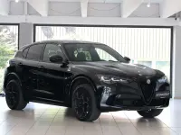 Gebraucht Alfa Romeo Stelvio Quadrifoglio 519 PS (381 kW) 2024 Nero vulcano metallic SUV