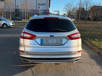 Gebraucht Ford Mondeo 180 PS (132 kW) 2015 Silber Kombi