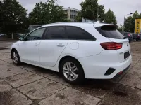 Gebraucht Kia Ceed Sportswagon Edition 7 120 PS (88 kW) 2019 (wd) cararraweiss Kombi