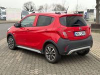 Gebraucht Opel Karl Rocks 73 PS (53 kW) 2019 Rot Kleinwagen