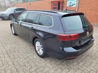 Gebraucht VW Passat 150 PS (110 kW) 2020 Schwarz Limousine