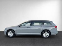 Gebraucht VW Passat Conceptline 150 PS (110 kW) 2023 Mondsteingrau Kombi