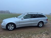 Gebraucht Mercedes 220 170 PS (125 kW) 2008 Silber Kombi